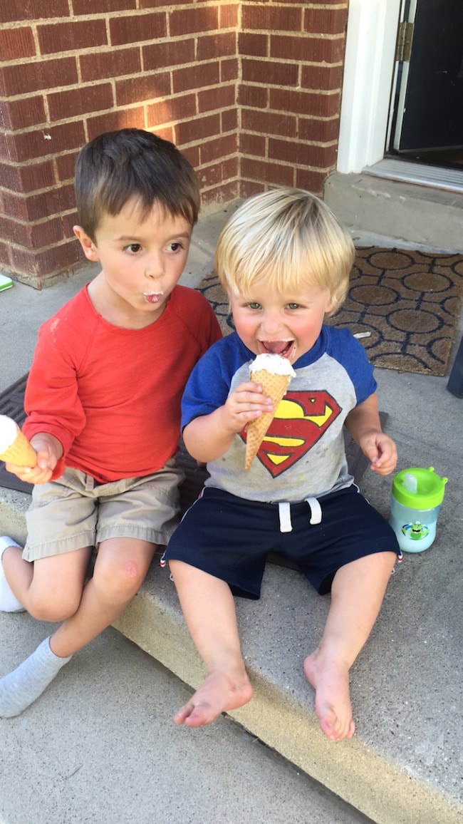 boys-ice-cream