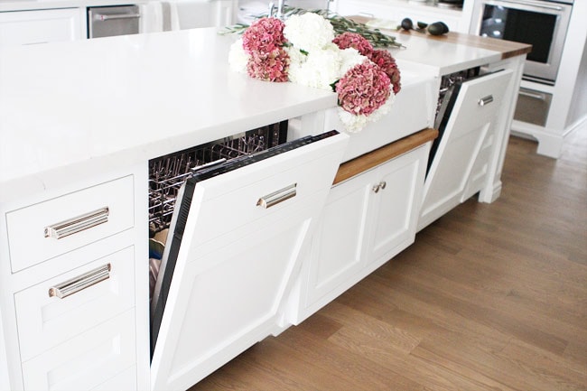 White Kitchen