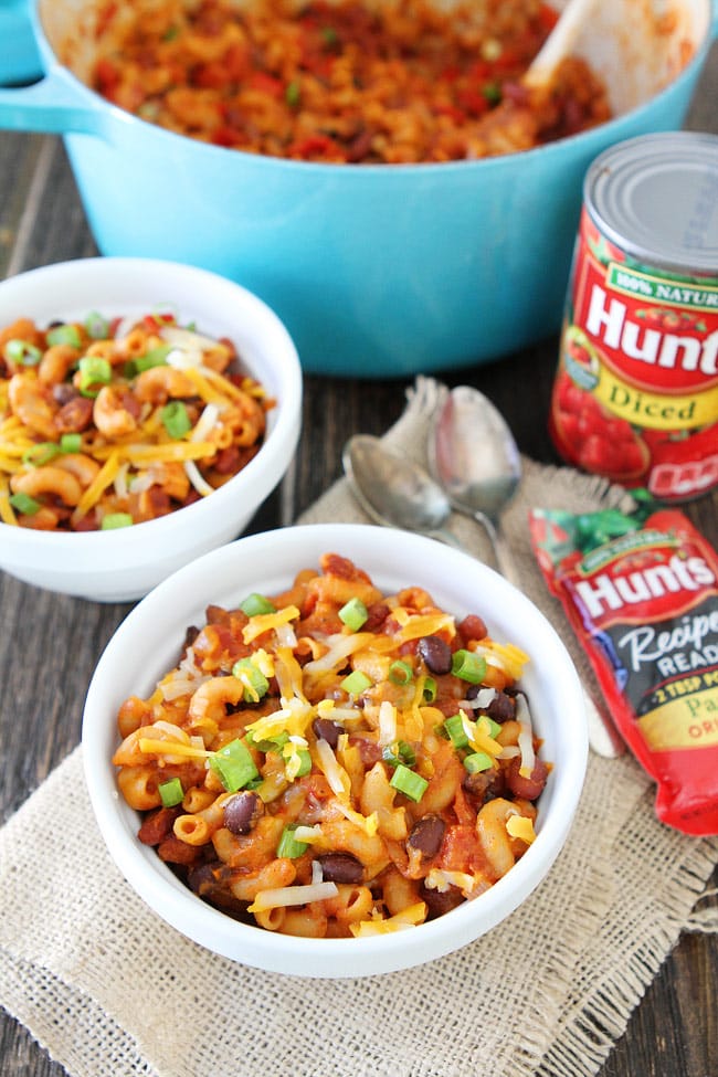 One Pot Vegetarian Chili Mac and Cheese Recipe