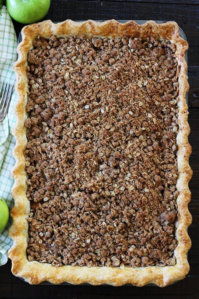 Apple Slab Pie with Crumb Topping Recipe 