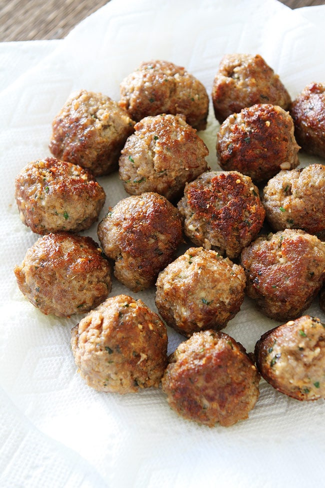 To freeze raw meatballs: Ingredients