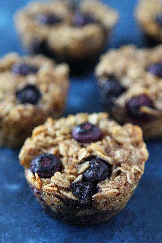 Banana Blueberry Baked Oatmeal Cups Recipe