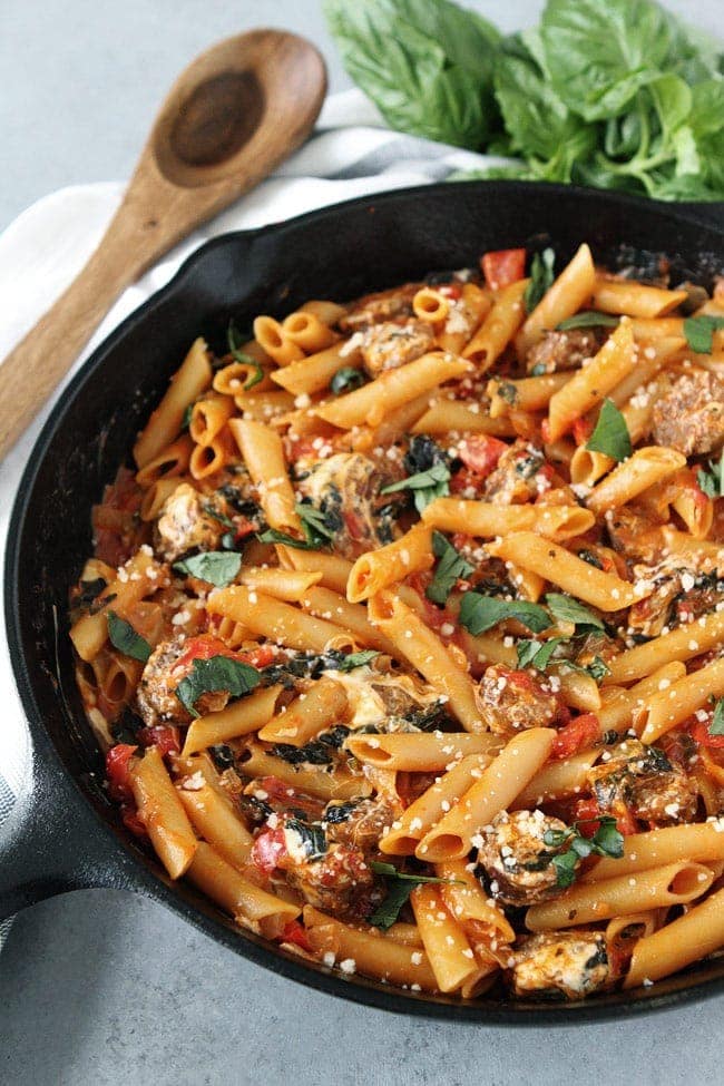 One Pot Pasta Sausage is the perfect easy weeknight dinner. 