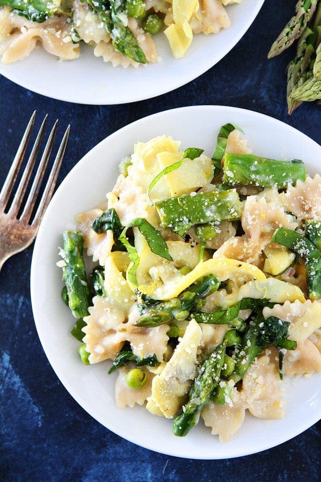 Creamy Lemon Spring Vegetable Pasta Image