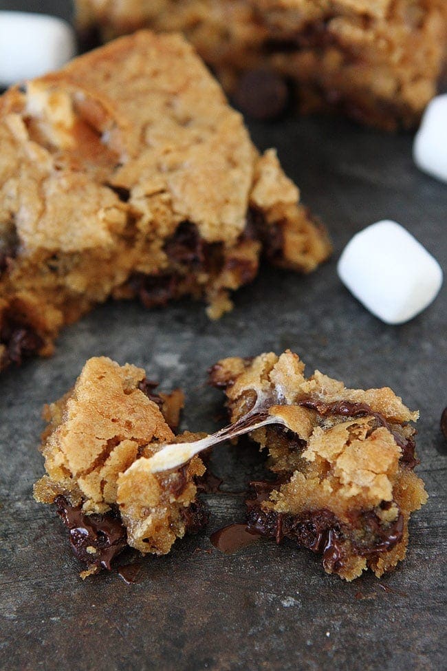 Marshmallow Toffee Blondies-easy, chewy blondies with marshmallows, toffee, and chocolate chips. 