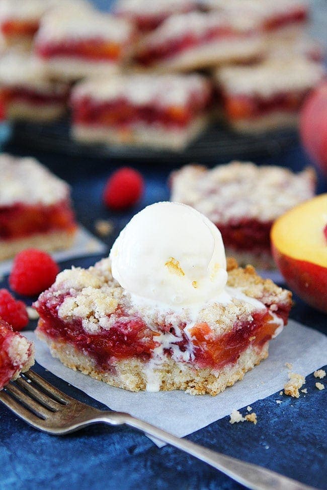 Peach Raspberry Crumb Bars