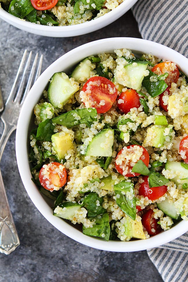 Easy Quinoa Salad Lunch Bowls 