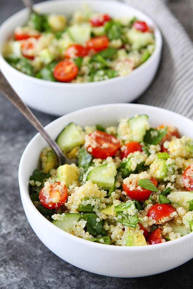 Easy Quinoa Salad Lunch Bowls 