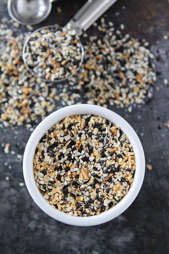 Everything Bagel Seasoning is easy to make at home. You only need 5 spices and 5 minutes.