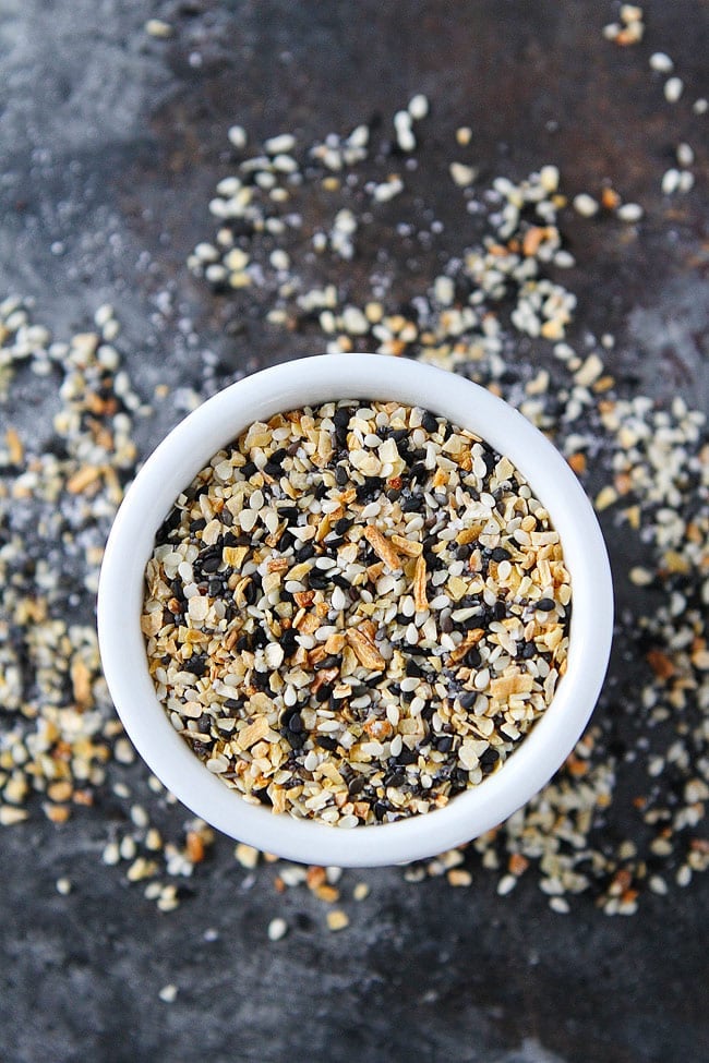 Homemade Everything Bagel Seasoning (Everything But The Bagel!) Recipe -  The Cookie Rookie®