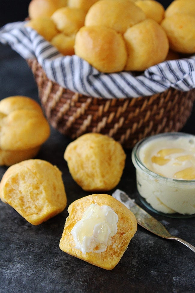 Sweet Potato Rolls-these soft and fluffy dinner rolls are perfect for Thanksgiving or any meal! 