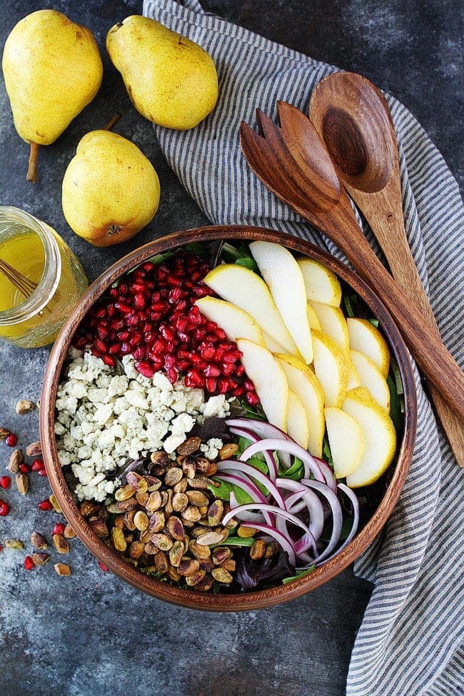 Pear Pomegranate Salad is the perfect salad for your holiday meal! #salad #glutenfree #Christmas #holidays