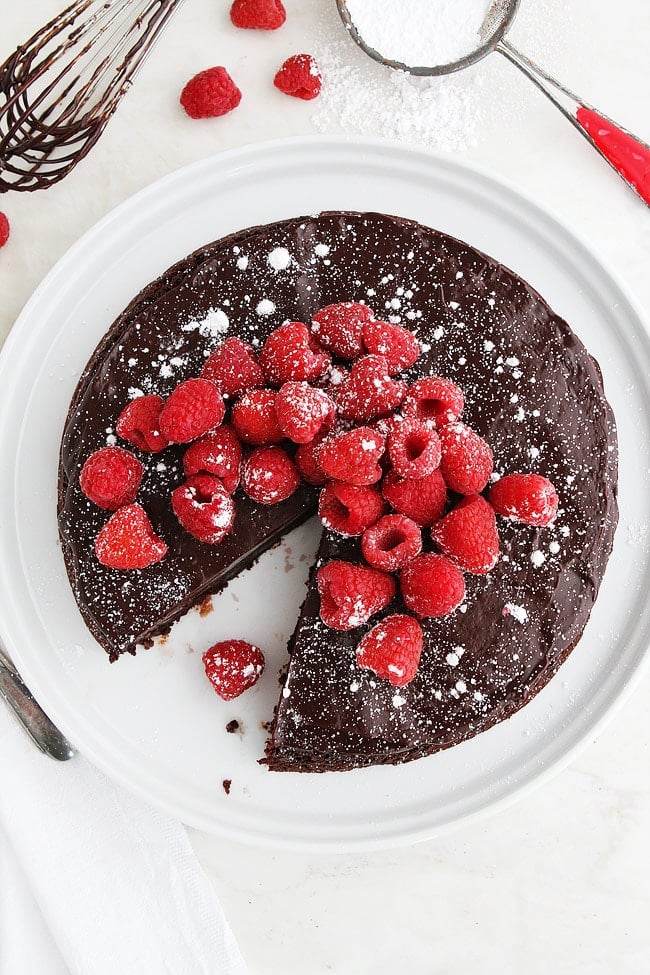 Flourless Chocolate Cake with raspberries 