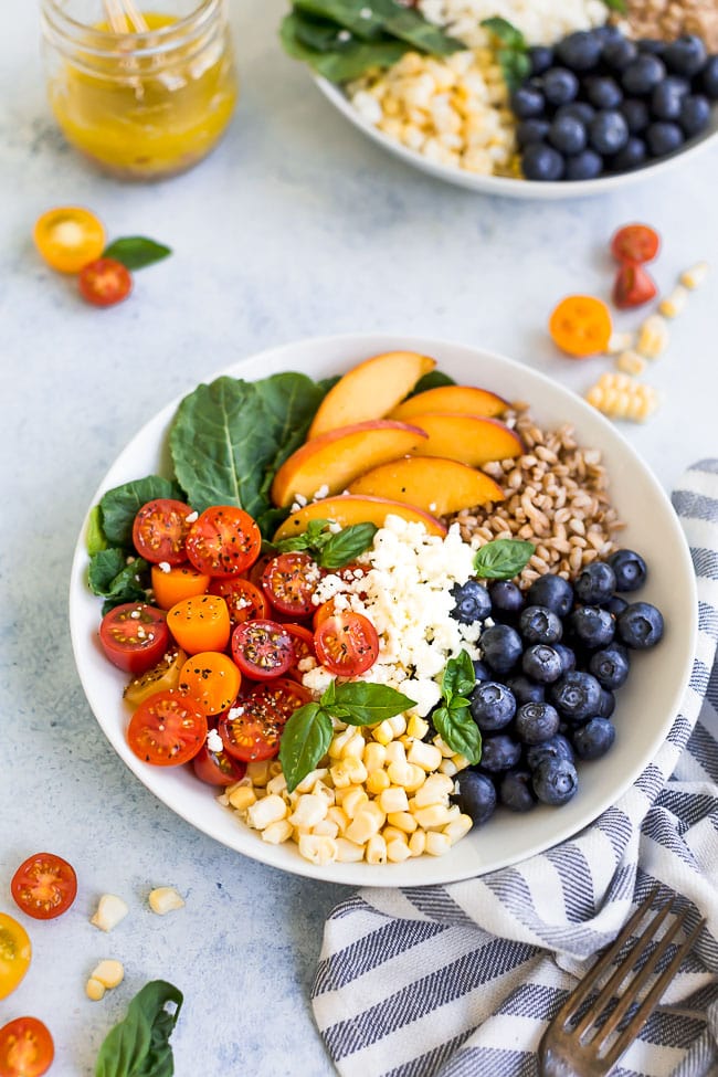 Summer Farro Salad Bowl 