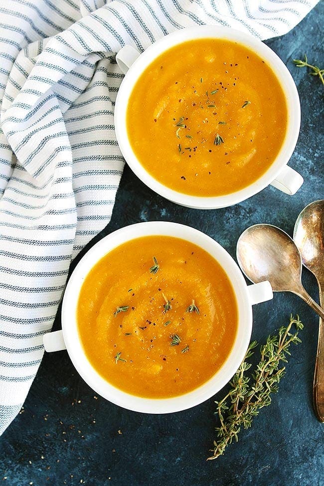 Easy Butternut Squash Soup in bowls 