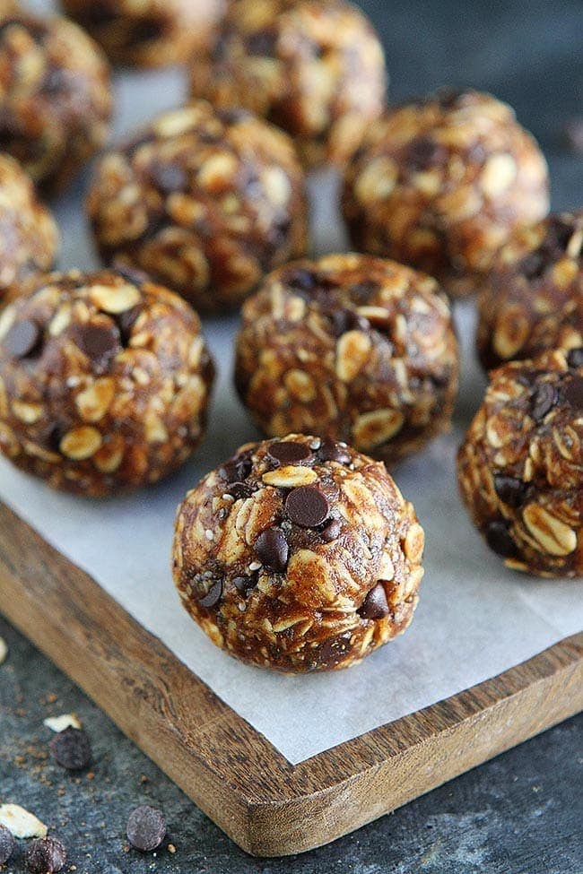 Chocolate Protein Energy Bites - Love to be in the Kitchen