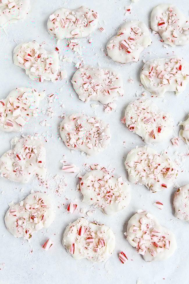 Easy White Chocolate Peppermint Pretzels