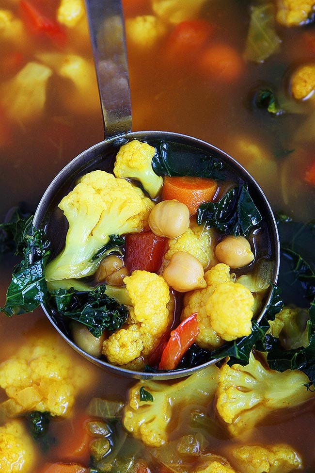 Healthy Turmeric Chickpea Vegetable Soup 