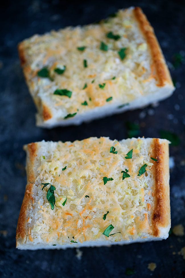 Easy Garlic Bread Recipe