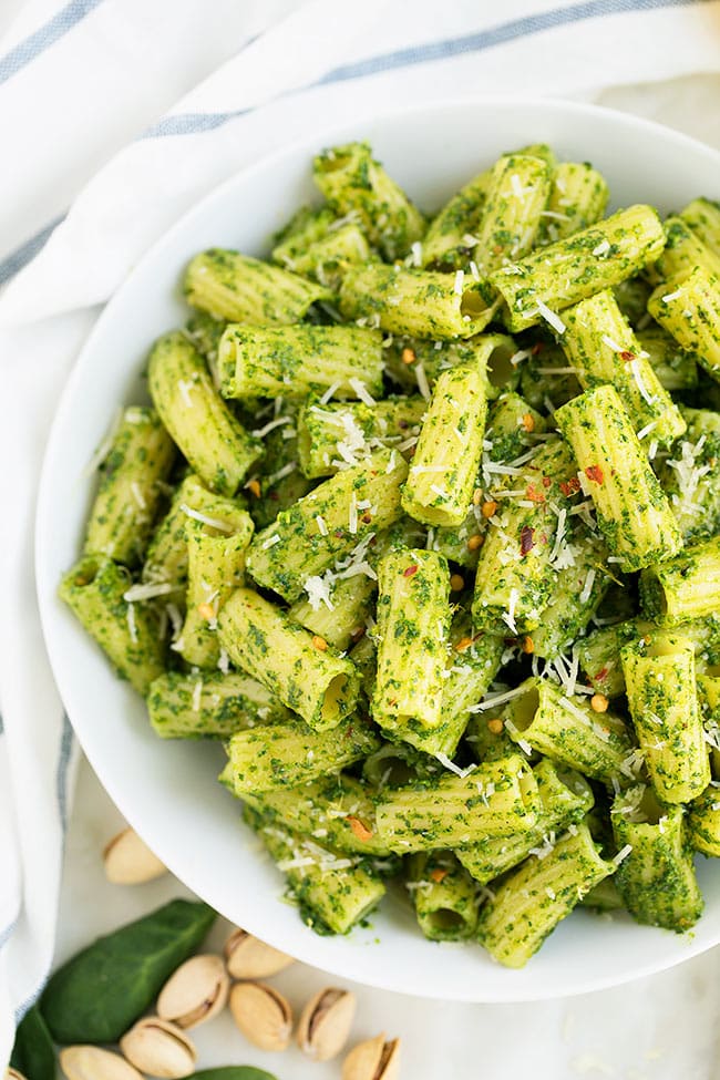 Easy Pasta with Spinach Pistachio Pesto Recipe