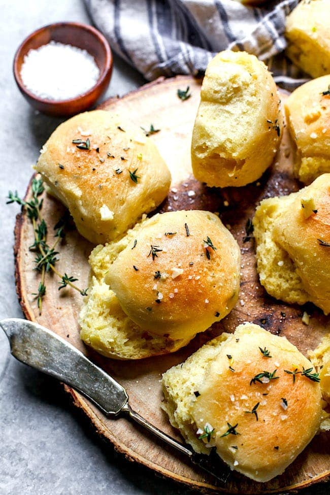 Garlic Herb Dinner Rolls - Cooking For My Soul
