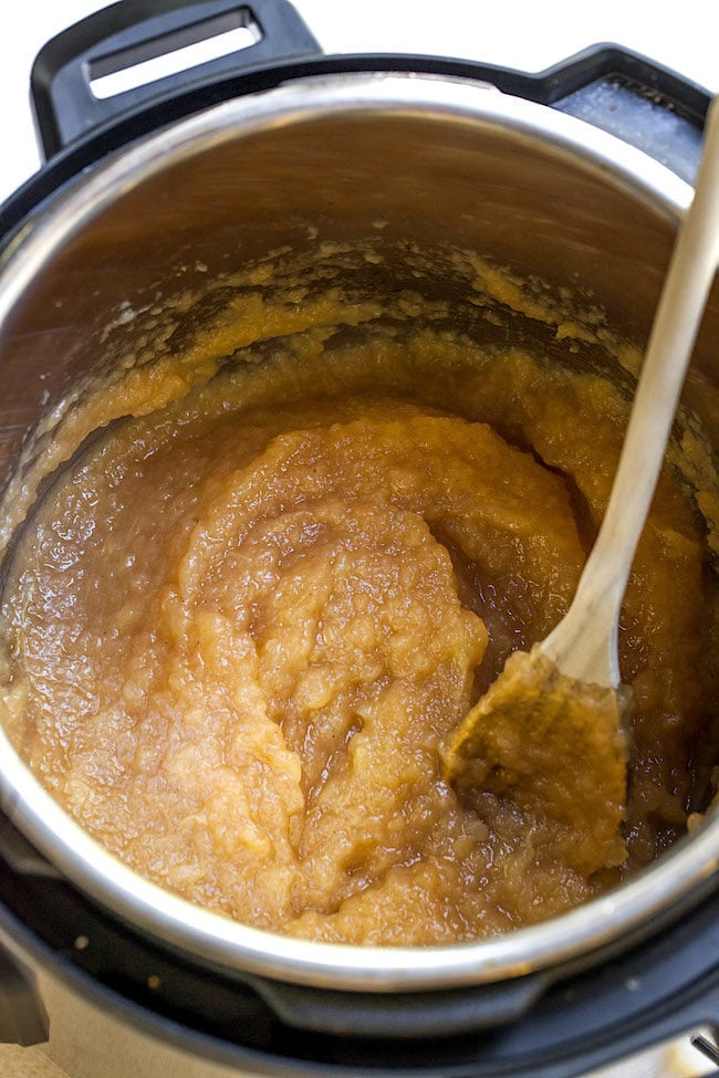 Easy Instant Pot Applesauce Recipe