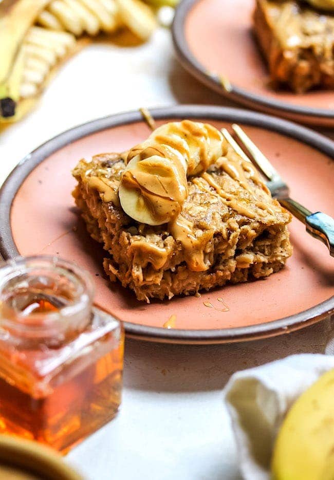 Peanut Butter Banana Baked Oatmeal on plate. 