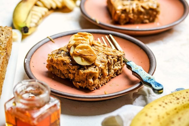 Easy Peanut Butter Banana Baked Oatmeal Recipe