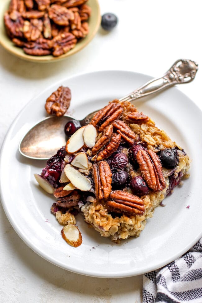 Easy Blueberry Maple Baked Oatmeal