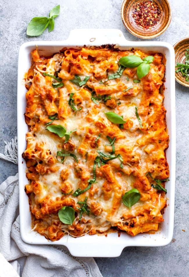 https://www.twopeasandtheirpod.com/wp-content/uploads/2020/02/Baked-Ziti-1-650x954.jpg