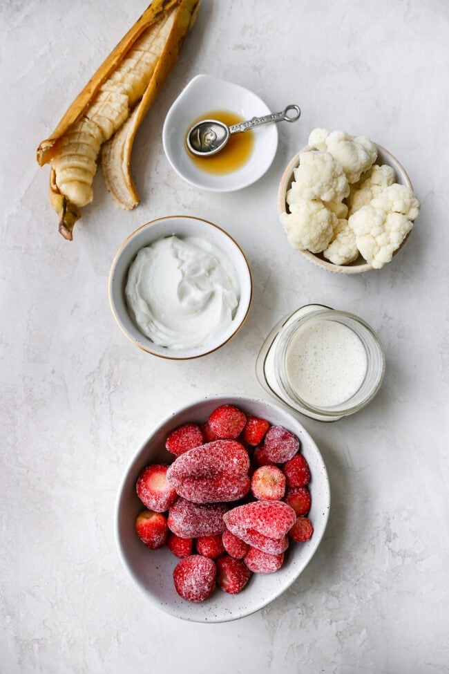 Strawberry Banana Smoothie Ingredients