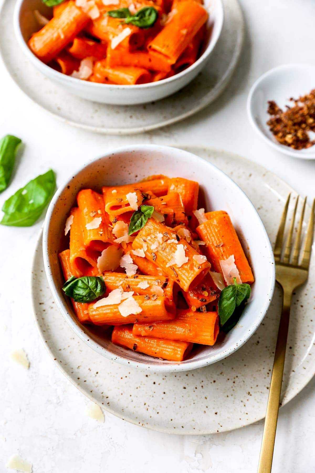 Easy Roasted Red Pepper Pasta