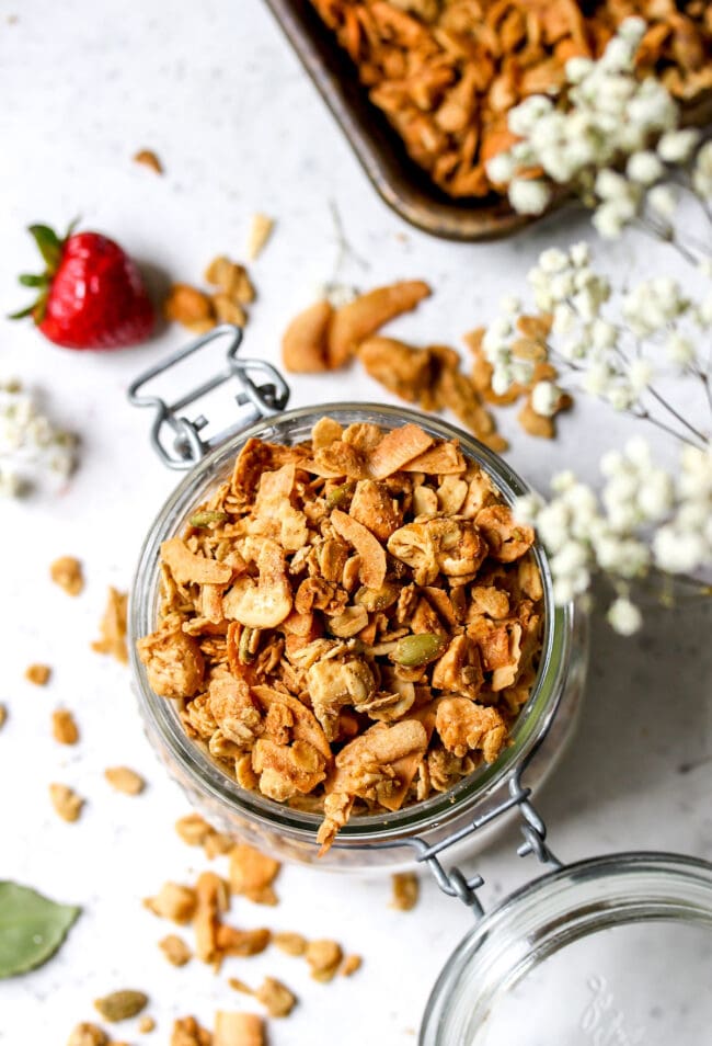 Cashew Coconut Granola