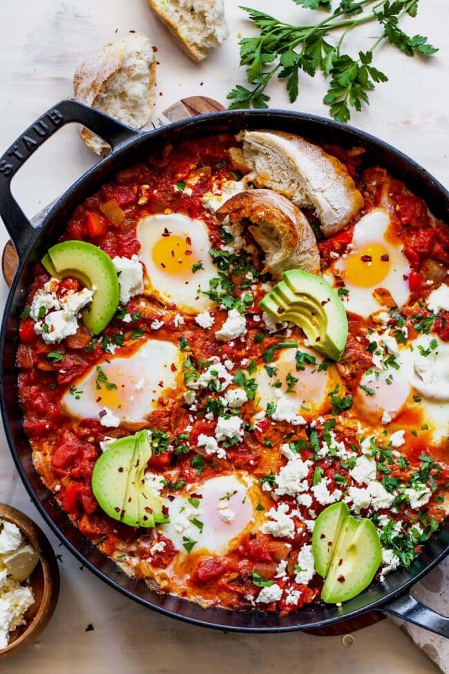 shakshuka in skillet. 