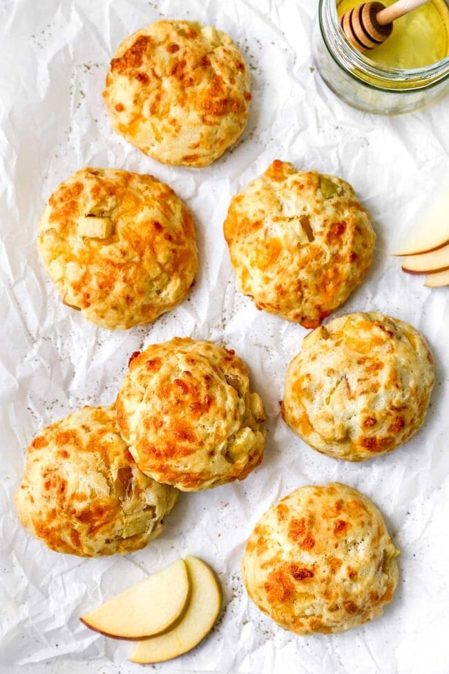 apple cheddar biscuits