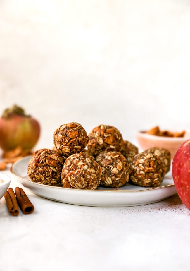 Easy Cinnamon Apple Energy Balls on plate