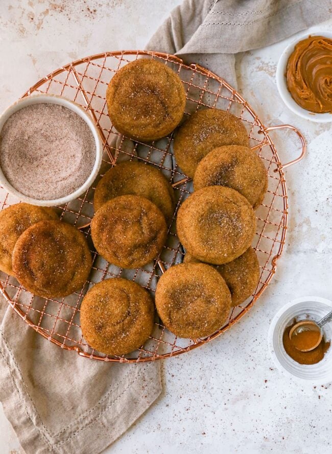 brown butter biscoff snickerdoodles on cooling rack 