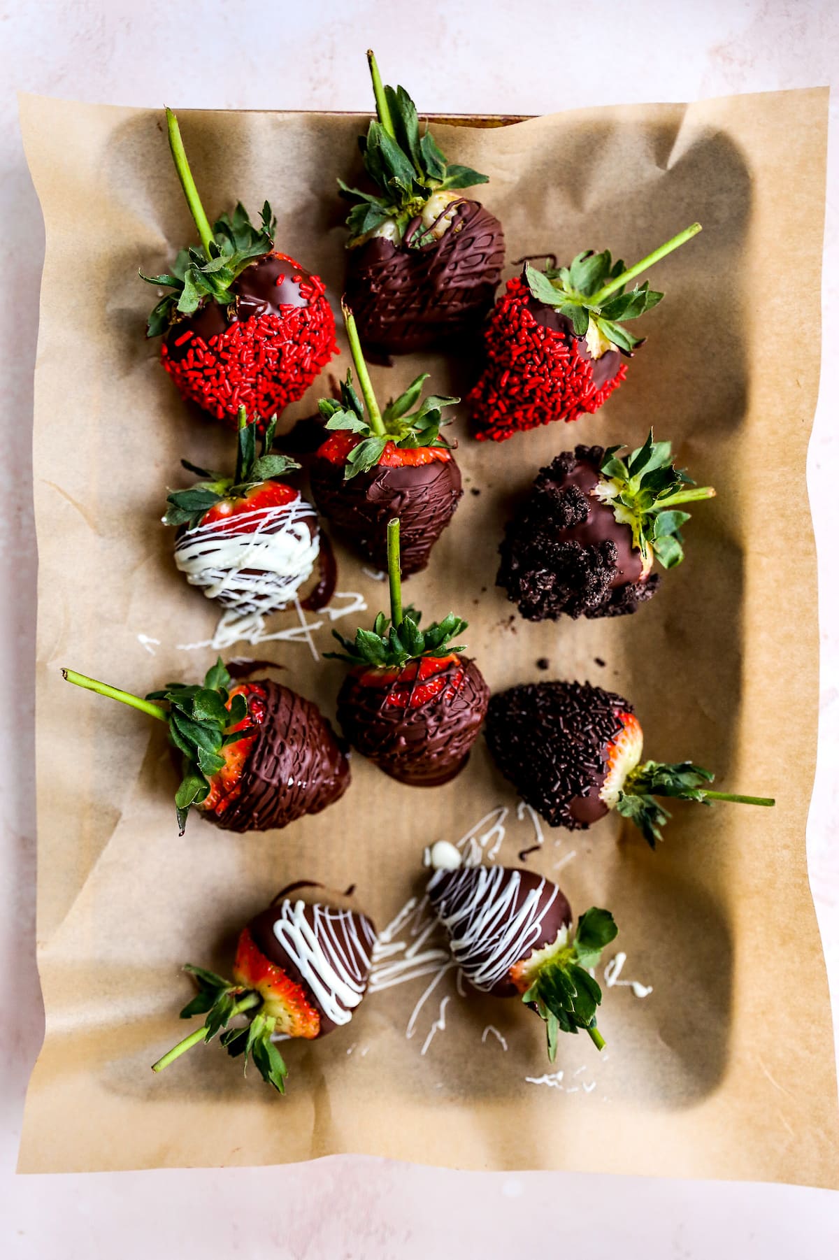 VALENTINES CHOCOLATE COVERED STRAWBERRIES