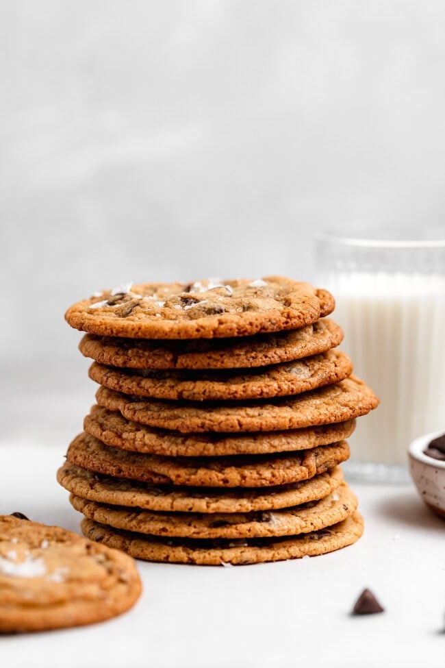 stack of crispy chocolate chip cookies