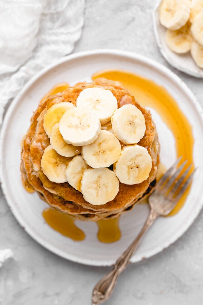 banana pancakes with fresh banana slices