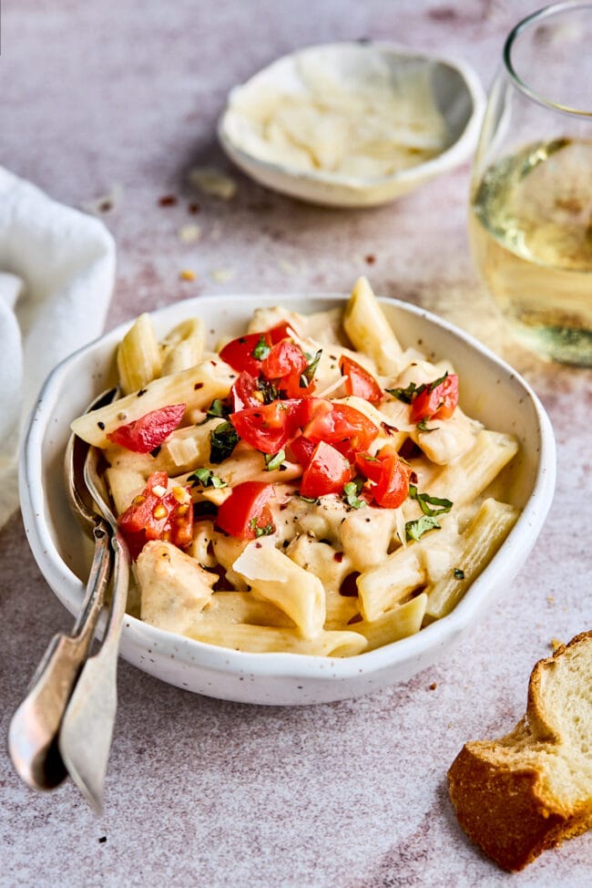 https://www.twopeasandtheirpod.com/wp-content/uploads/2021/04/Chicken-Penne-Pasta-3-650x974.jpg