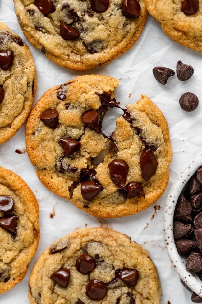 chocolate chip cookies with vanilla pudding