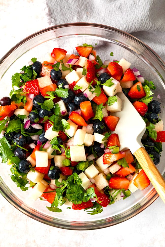 how to make blueberry strawberry jicama salsa