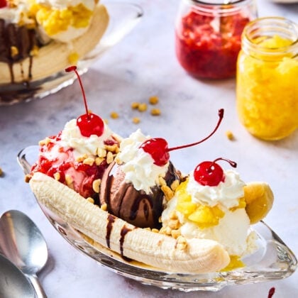 Banana Split Recipe {Classic} - Two Peas &amp; Their Pod