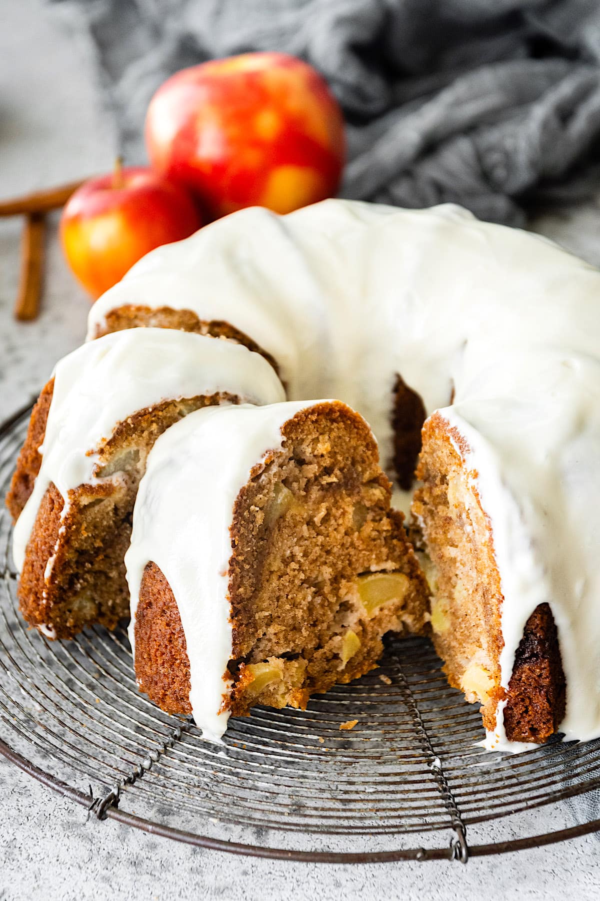 Mini Apple Bundt Cakes Recipe