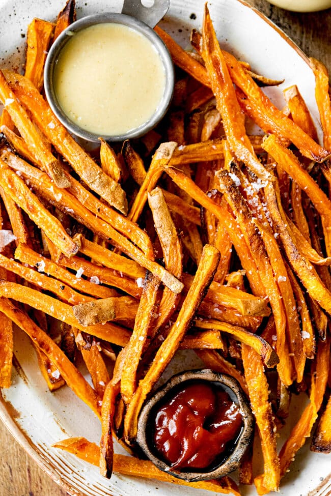 Crispy Baked Sweet Potato Fries –