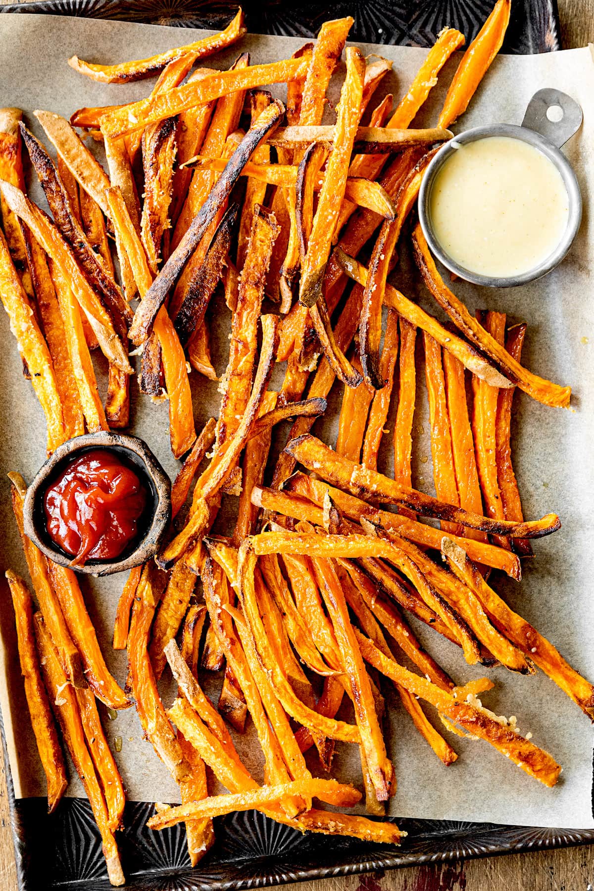 Sweet Potato Fries {Easy & Crispy} –