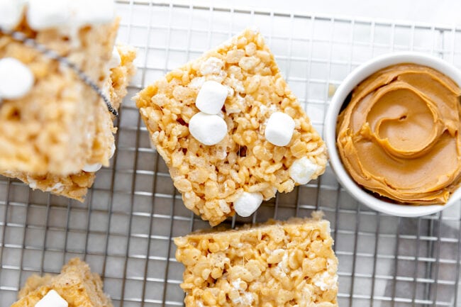 peanut butter rice krispie treats on cooling rack