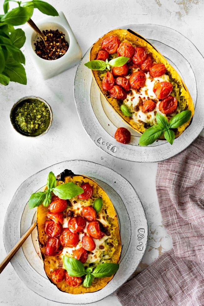 Spaghetti Squash Recipe with Pesto, Mozzarella, and Roasted Tomatoes 