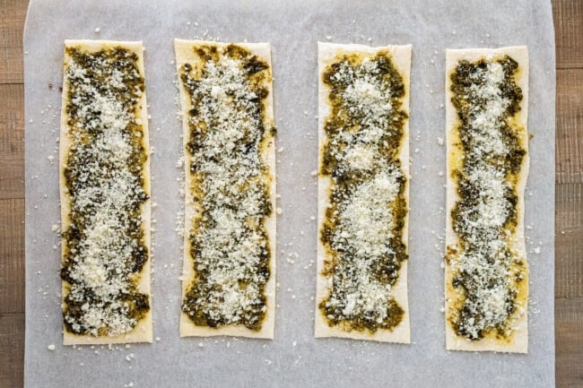 how to make pesto parmesan cheese straws